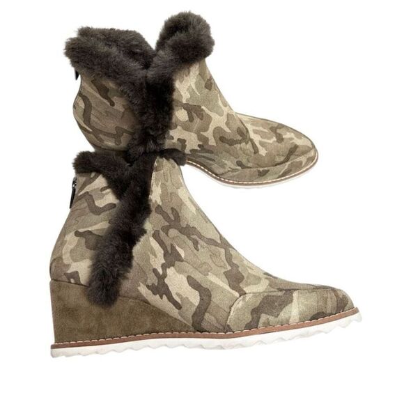 Pelle Moda Boots Size 6.5 Erin Faux Fur Trim Wedge Camouflage Zip Booties - Picture 10 of 11
